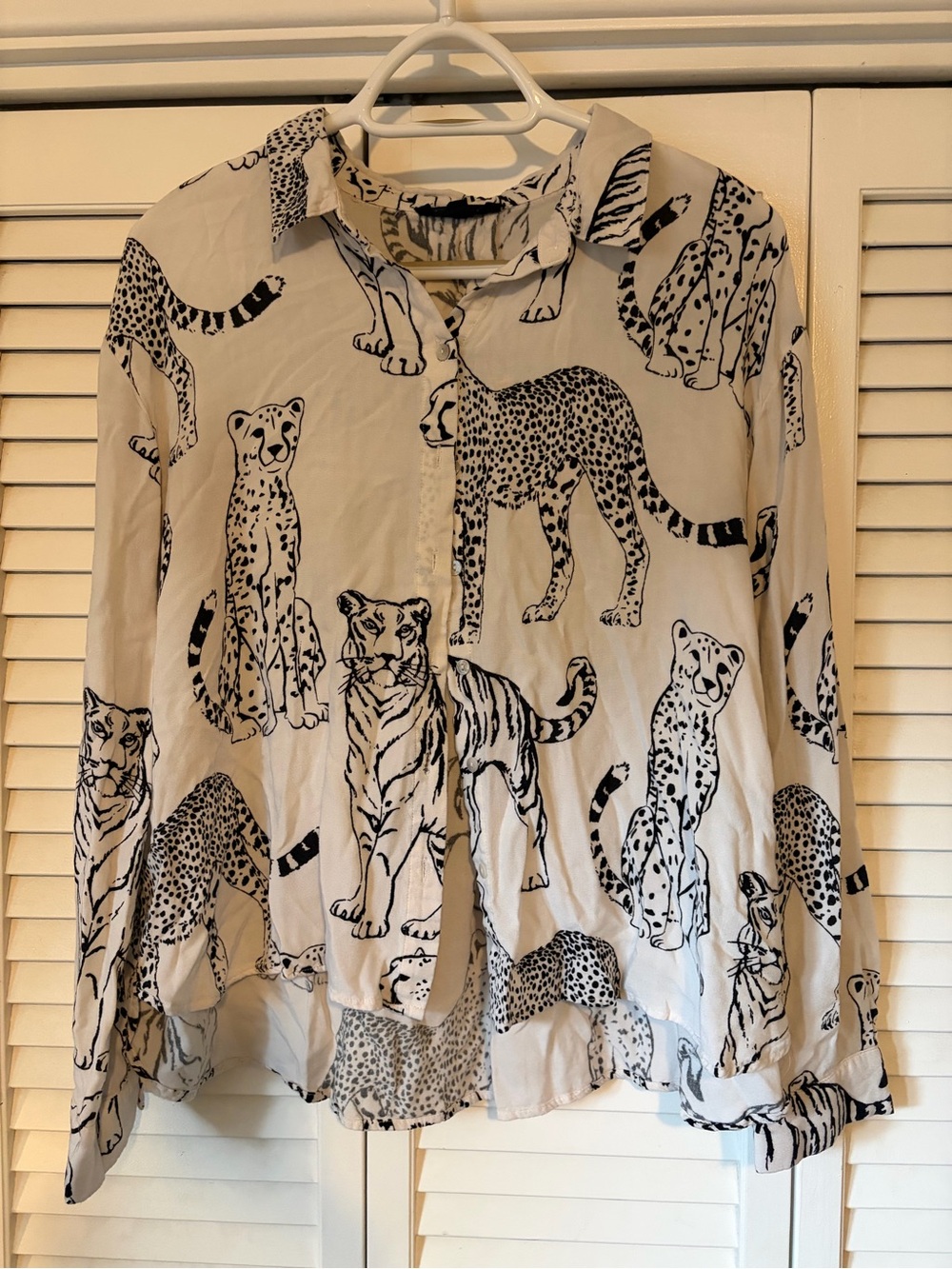 Tiger button up